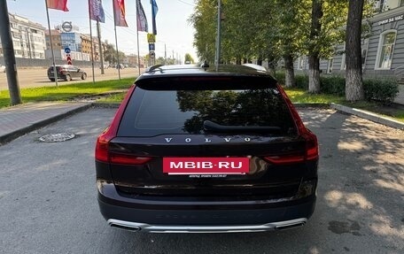 Volvo V90 Cross Country I рестайлинг, 2019 год, 3 000 000 рублей, 6 фотография