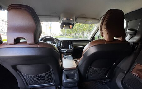 Volvo V90 Cross Country I рестайлинг, 2019 год, 3 000 000 рублей, 22 фотография