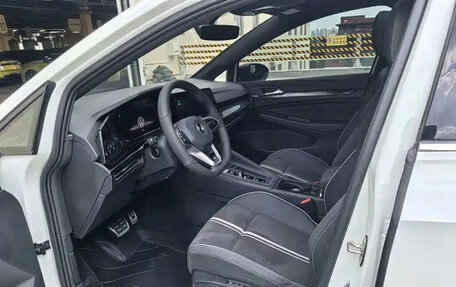 Volkswagen Golf VIII, 2023 год, 1 542 000 рублей, 7 фотография
