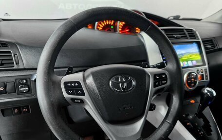 Toyota Verso I, 2010 год, 900 000 рублей, 11 фотография