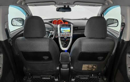 Toyota Verso I, 2010 год, 900 000 рублей, 16 фотография