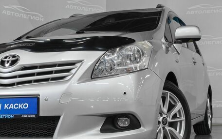 Toyota Verso I, 2010 год, 900 000 рублей, 23 фотография