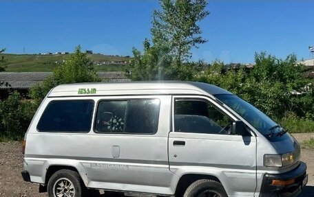 Toyota Lite Ace III, 1990 год, 150 000 рублей, 5 фотография