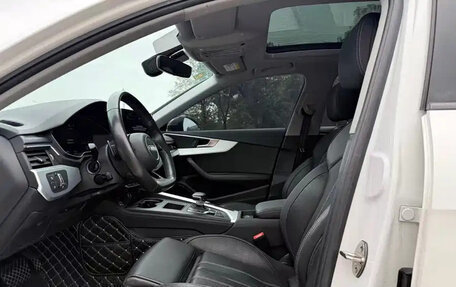 Audi A4, 2022 год, 2 186 000 рублей, 4 фотография