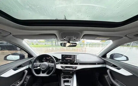 Audi A4, 2022 год, 2 186 000 рублей, 5 фотография
