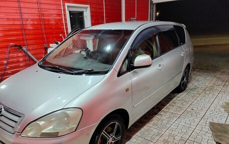 Toyota Ipsum II, 2003 год, 950 000 рублей, 7 фотография