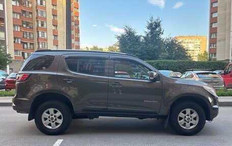Chevrolet TrailBlazer II, 2014 год, 1 290 000 рублей, 8 фотография