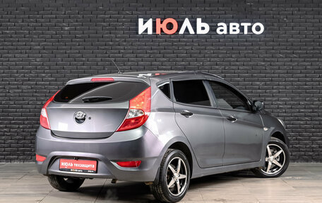 Hyundai Solaris II рестайлинг, 2011 год, 650 000 рублей, 4 фотография