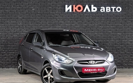 Hyundai Solaris II рестайлинг, 2011 год, 650 000 рублей, 3 фотография
