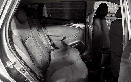 Hyundai Solaris II рестайлинг, 2011 год, 650 000 рублей, 16 фотография