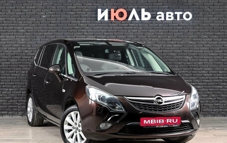 Opel Zafira C рестайлинг, 2013 год, 1 100 000 рублей, 4 фотография