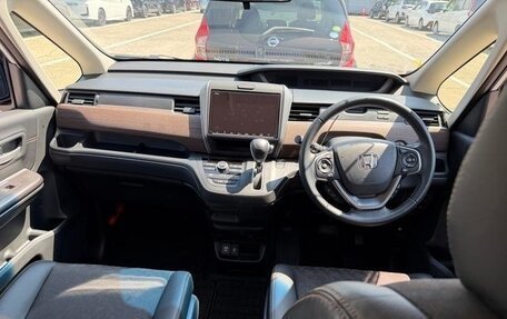 Honda Freed II, 2021 год, 1 033 069 рублей, 7 фотография
