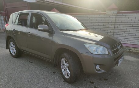 Toyota RAV4, 2010 год, 1 365 000 рублей, 2 фотография