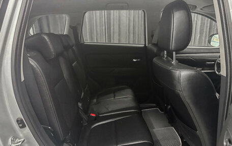 Mitsubishi Outlander III рестайлинг 3, 2013 год, 1 450 000 рублей, 13 фотография