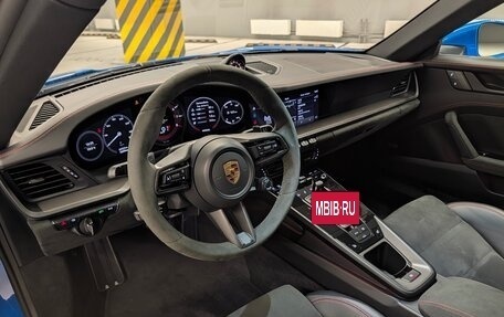 Porsche 911, 2022 год, 17 200 000 рублей, 9 фотография