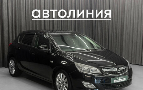 Opel Astra J, 2011 год, 650 000 рублей, 2 фотография