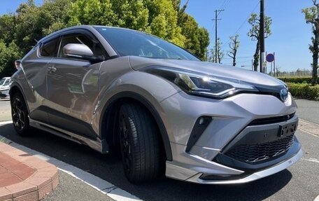 Toyota C-HR I рестайлинг, 2022 год, 1 950 000 рублей, 3 фотография