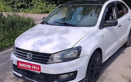 Volkswagen Polo VI (EU Market), 2016 год, 340 000 рублей, 1 фотография