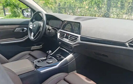 BMW 3 серия, 2022 год, 2 805 000 рублей, 15 фотография