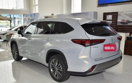 Toyota Highlander, 2026 год, 4 450 000 рублей, 3 фотография