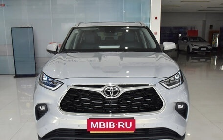 Toyota Highlander, 2026 год, 4 450 000 рублей, 5 фотография