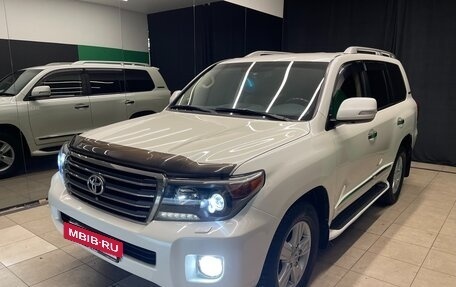 Toyota Land Cruiser 200, 2014 год, 3 800 000 рублей, 3 фотография