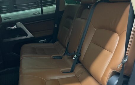 Toyota Land Cruiser 200, 2014 год, 3 800 000 рублей, 19 фотография