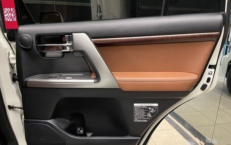 Toyota Land Cruiser 200, 2014 год, 3 800 000 рублей, 20 фотография
