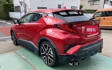 Toyota C-HR I рестайлинг, 2021 год, 2 000 000 рублей, 5 фотография