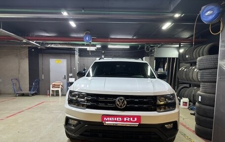 Volkswagen Teramont I, 2018 год, 3 700 000 рублей, 2 фотография