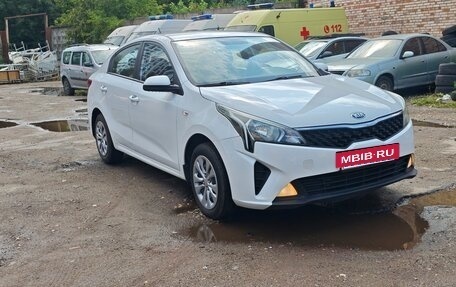 KIA Rio IV, 2021 год, 1 200 000 рублей, 3 фотография