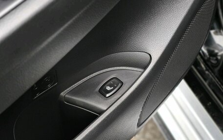 Mitsubishi Pajero Sport III рестайлинг, 2017 год, 2 850 000 рублей, 21 фотография