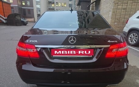 Mercedes-Benz E-Класс, 2010 год, 1 800 000 рублей, 5 фотография