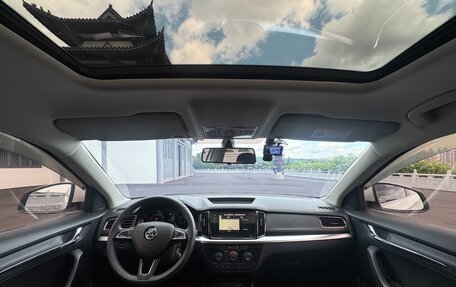 Skoda Kamiq I, 2022 год, 1 731 000 рублей, 10 фотография