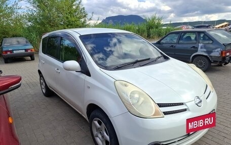 Nissan Note II рестайлинг, 2005 год, 550 000 рублей, 4 фотография