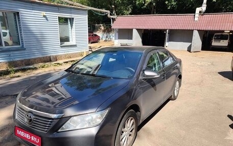 Toyota Camry, 2012 год, 950 000 рублей, 1 фотография