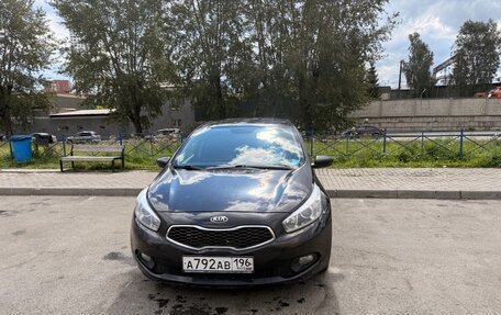 KIA cee'd III, 2013 год, 950 000 рублей, 1 фотография