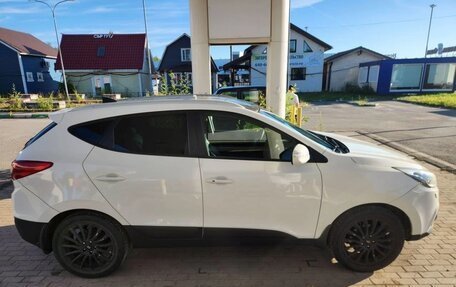 Hyundai ix35 I рестайлинг, 2013 год, 770 000 рублей, 5 фотография