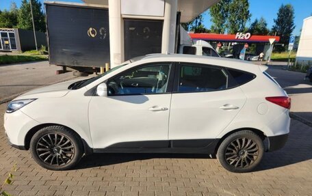 Hyundai ix35 I рестайлинг, 2013 год, 770 000 рублей, 6 фотография