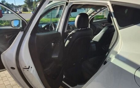 Hyundai ix35 I рестайлинг, 2013 год, 770 000 рублей, 8 фотография