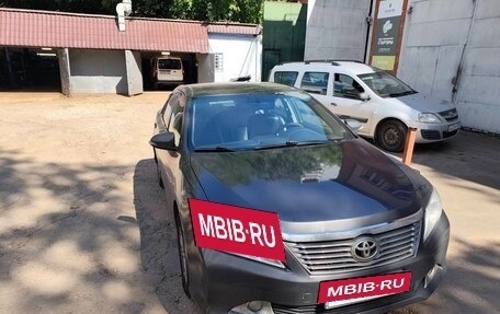 Toyota Camry, 2012 год, 950 000 рублей, 2 фотография