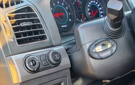 Chevrolet Captiva I, 2012 год, 1 045 000 рублей, 15 фотография