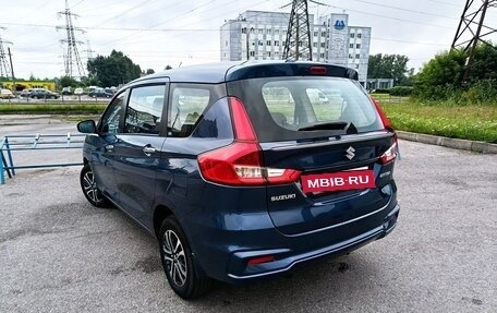 Suzuki Ertiga II, 2022 год, 1 800 000 рублей, 3 фотография