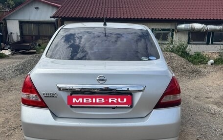 Nissan Tiida, 2010 год, 670 000 рублей, 3 фотография