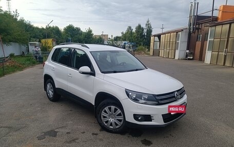 Volkswagen Tiguan I, 2011 год, 1 200 000 рублей, 2 фотография