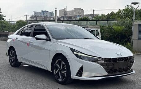 Hyundai Elantra, 2022 год, 1 240 000 рублей, 3 фотография