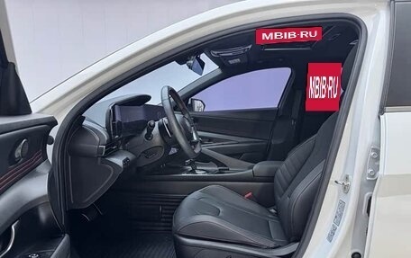 Hyundai Elantra, 2022 год, 1 240 000 рублей, 13 фотография