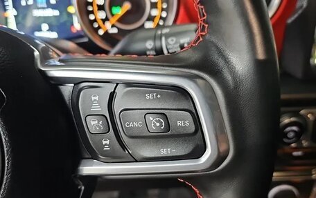 Jeep Gladiator, 2023 год, 5 500 000 рублей, 12 фотография