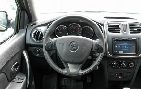 Renault Sandero II рестайлинг, 2015 год, 849 000 рублей, 16 фотография