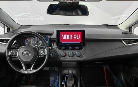 Toyota Corolla, 2021 год, 1 950 000 рублей, 9 фотография